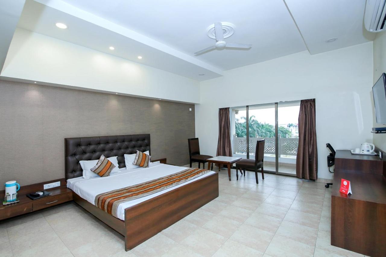Jabali Palace Hotel Dzsabalpur Kültér fotó
