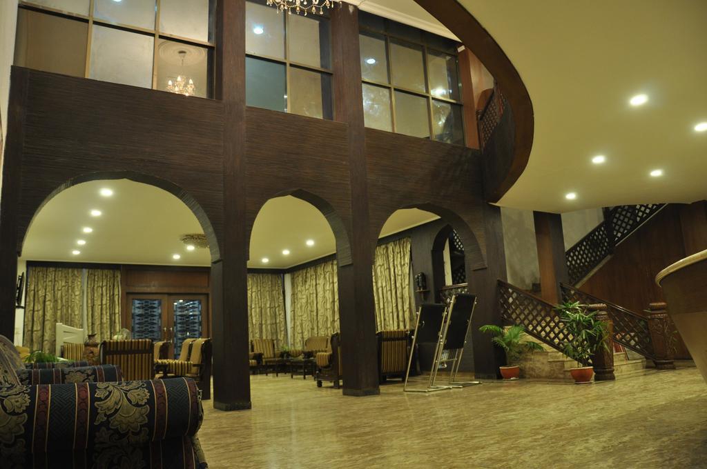 Jabali Palace Hotel Dzsabalpur Kültér fotó